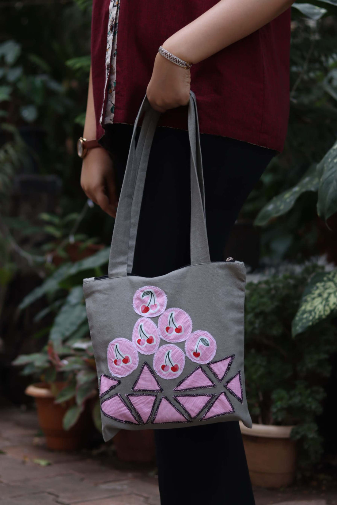 Cherries in a Broken Bowl Bag