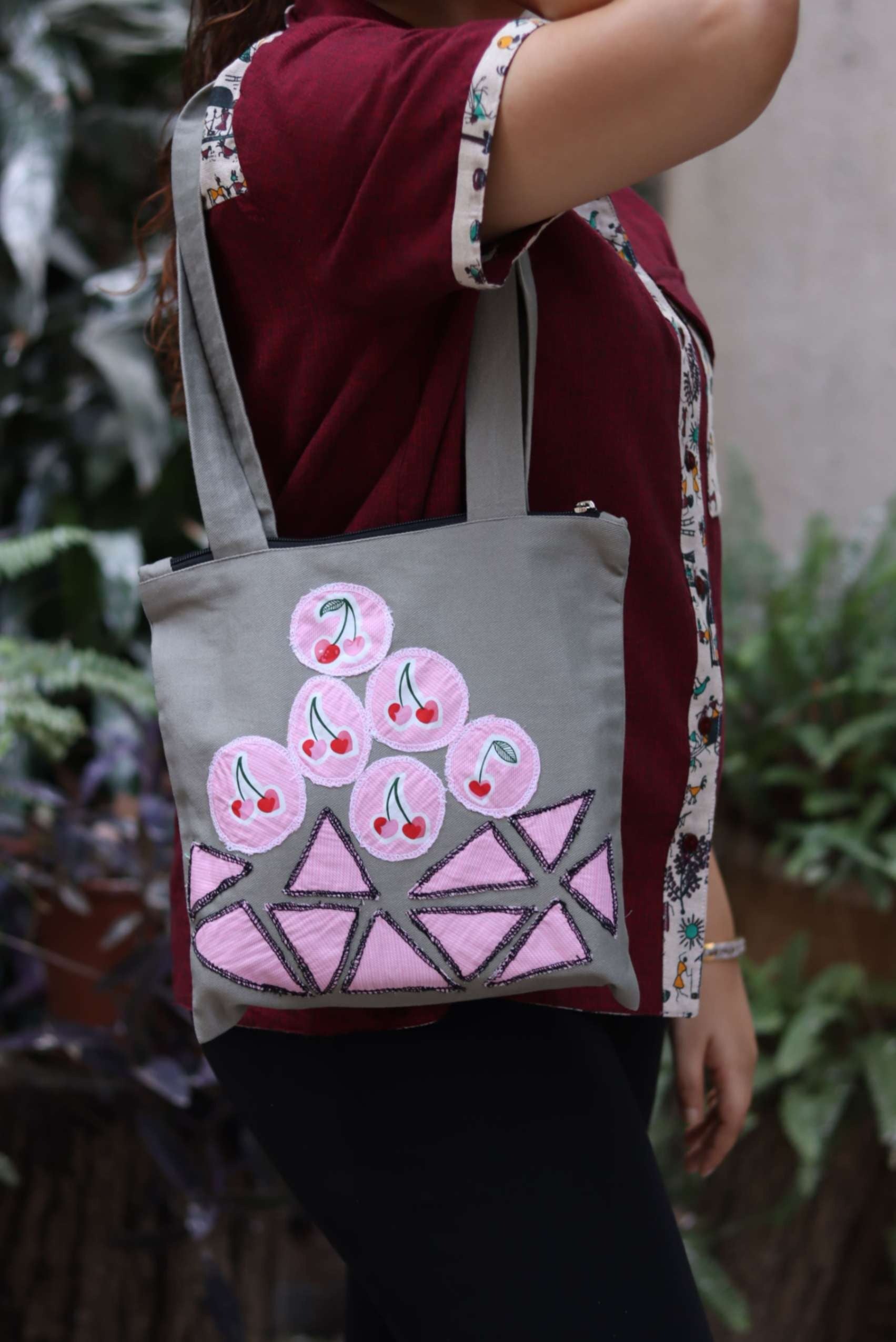 Cherries in a Broken Bowl Bag