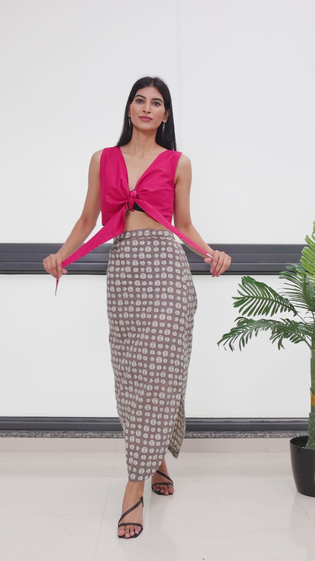 Old Paise Coin Print Thryve Slit Skirt